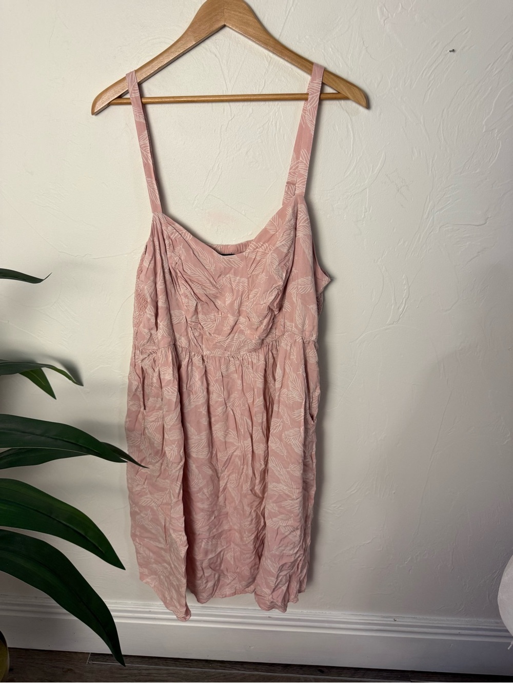 Torrid Blush Pink Palm Print Swing Dress Size 2 (2X) Plus